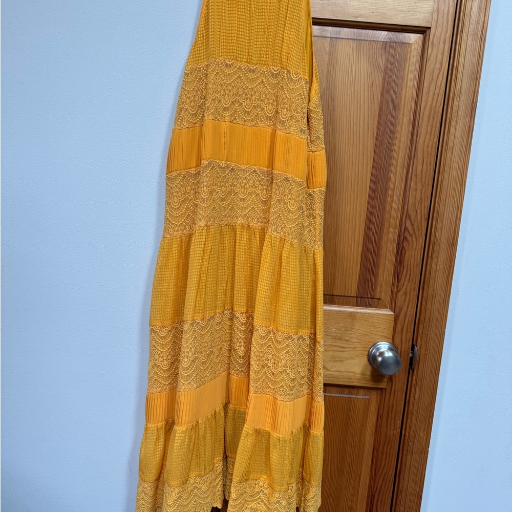 HD in Paris Elegant Yellow Lace Skirt